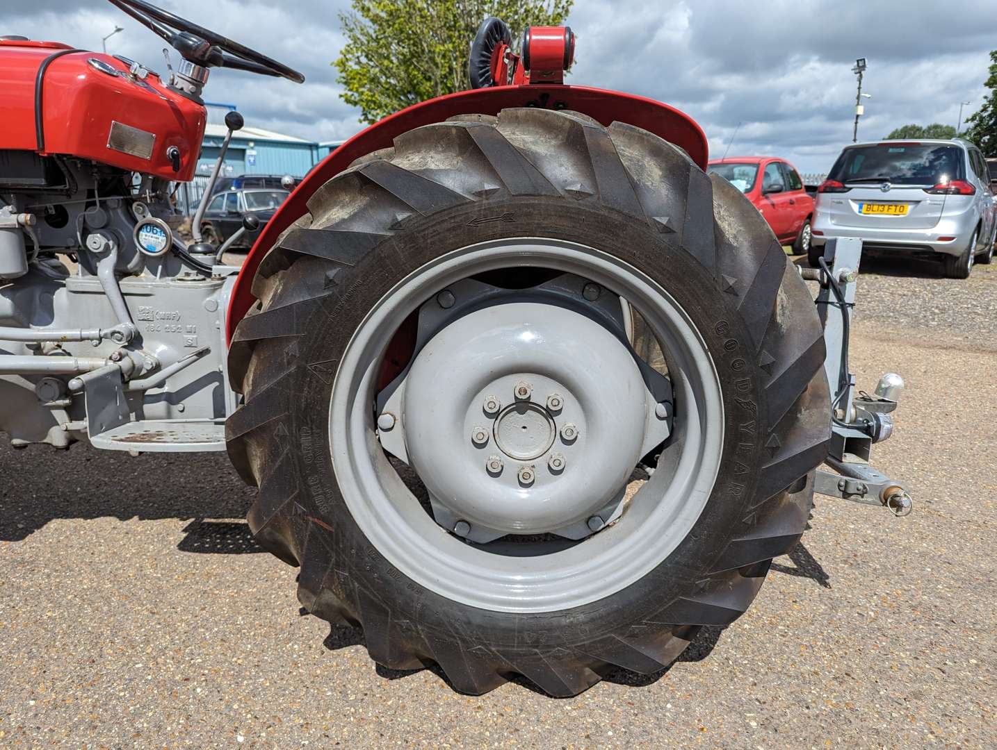 <p>1959 MASSEY FERGUSON 35 VINEYARD 4.0 DIESEL</p>