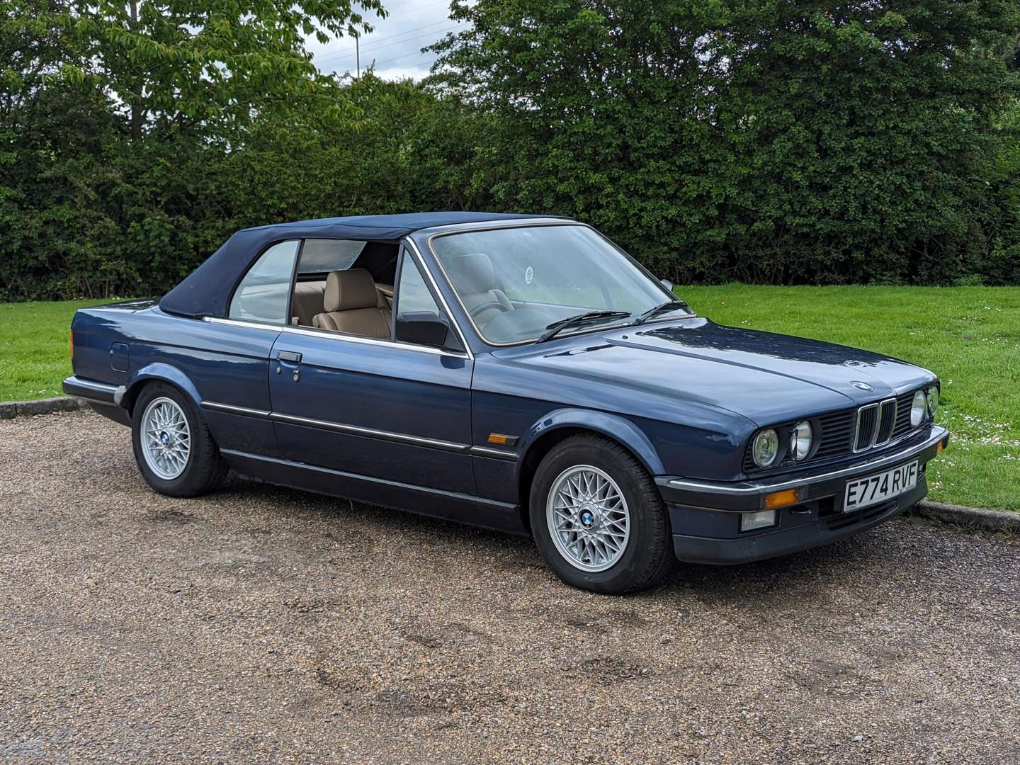 <p>1988 BMW E30 325i CONVERTIBLE&nbsp;</p>