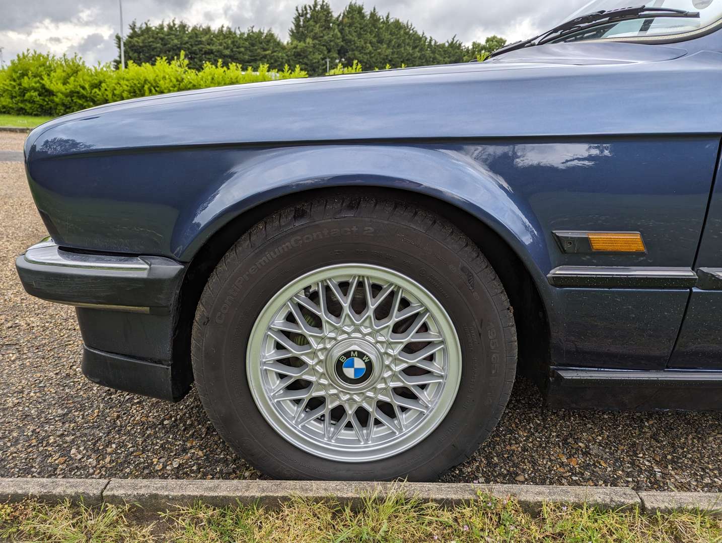 <p>1988 BMW E30 325i CONVERTIBLE&nbsp;</p>