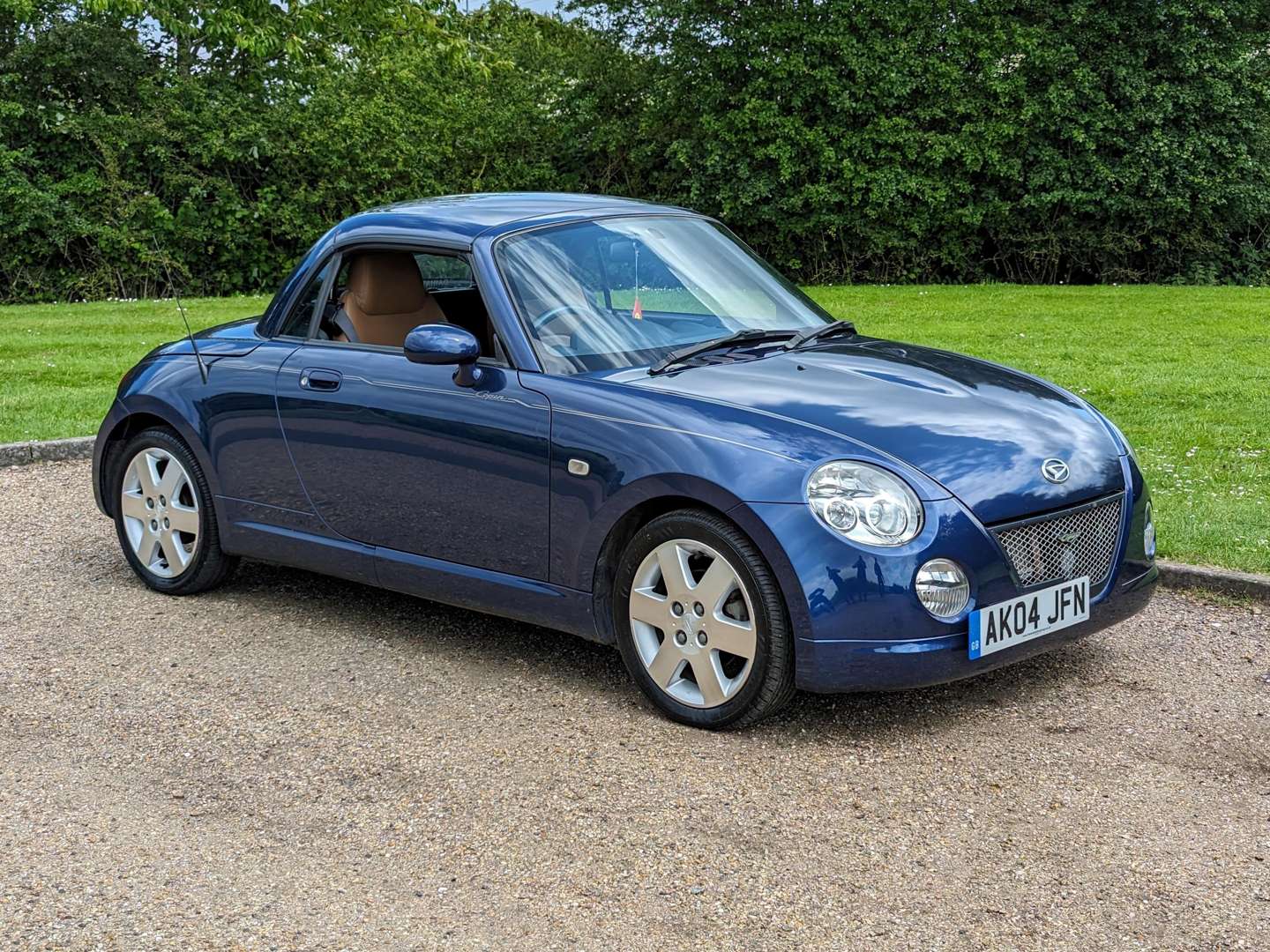 <p>2004 DAIHATSU COPEN</p>