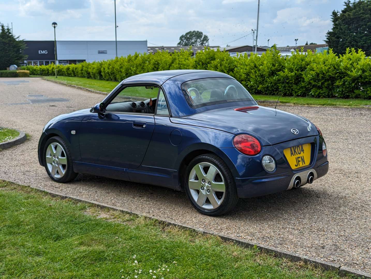 <p>2004 DAIHATSU COPEN</p>