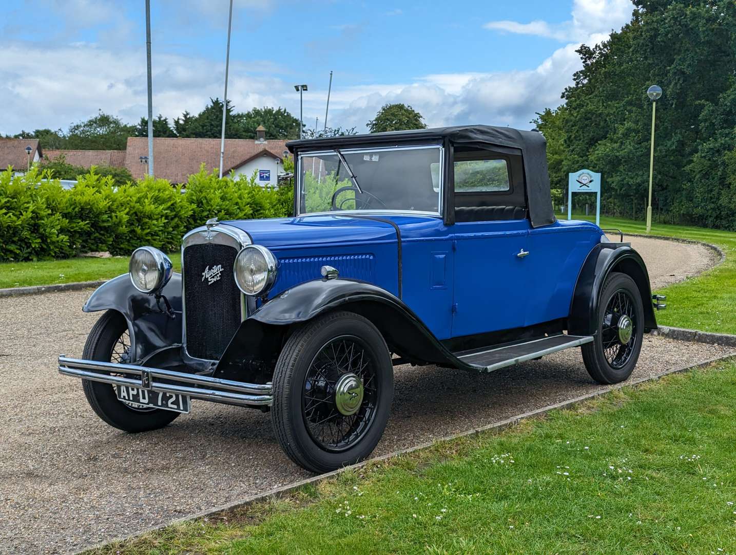 <p>1933 AUSTIN 16/6 HARROW DOCTORS COUPE&nbsp;</p>