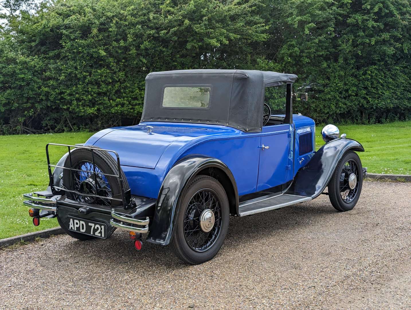 <p>1933 AUSTIN 16/6 HARROW DOCTORS COUPE&nbsp;</p>