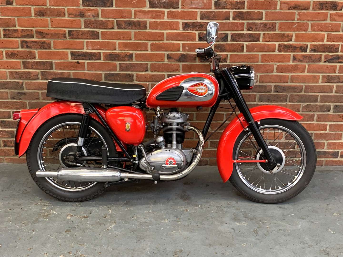 <p>1964 BSA C15 250CC</p>