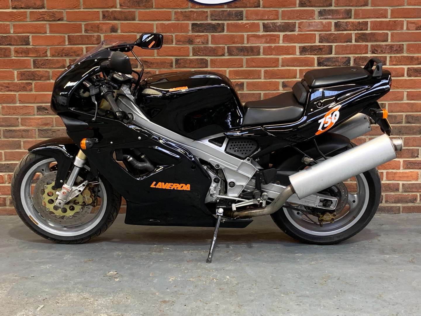 <p>1997 LAVERDA 750S</p>