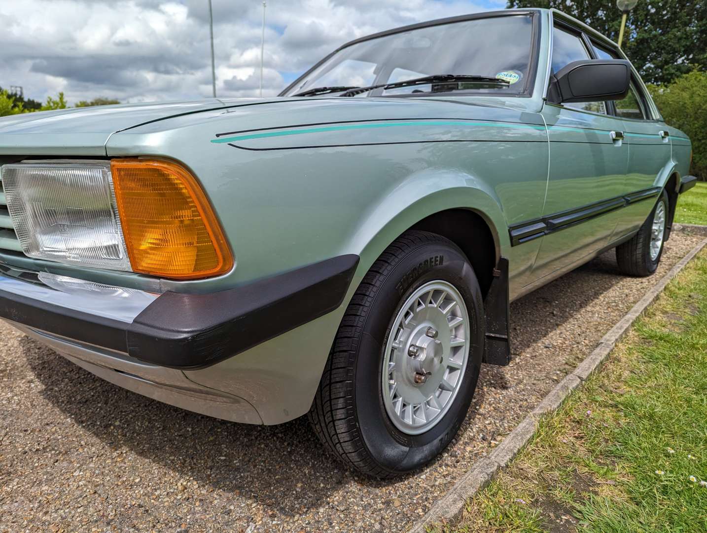 <p>1982 FORD CORTINA CRUSADER</p>