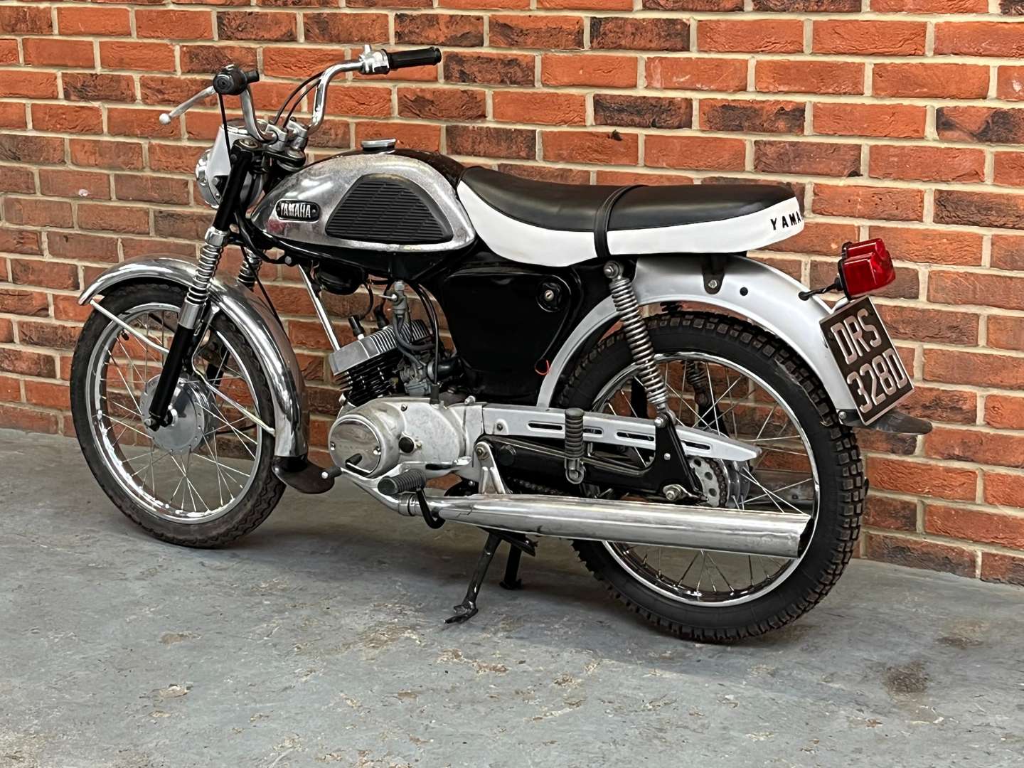 <p>1966 YAMAHA YL1 100CC</p>