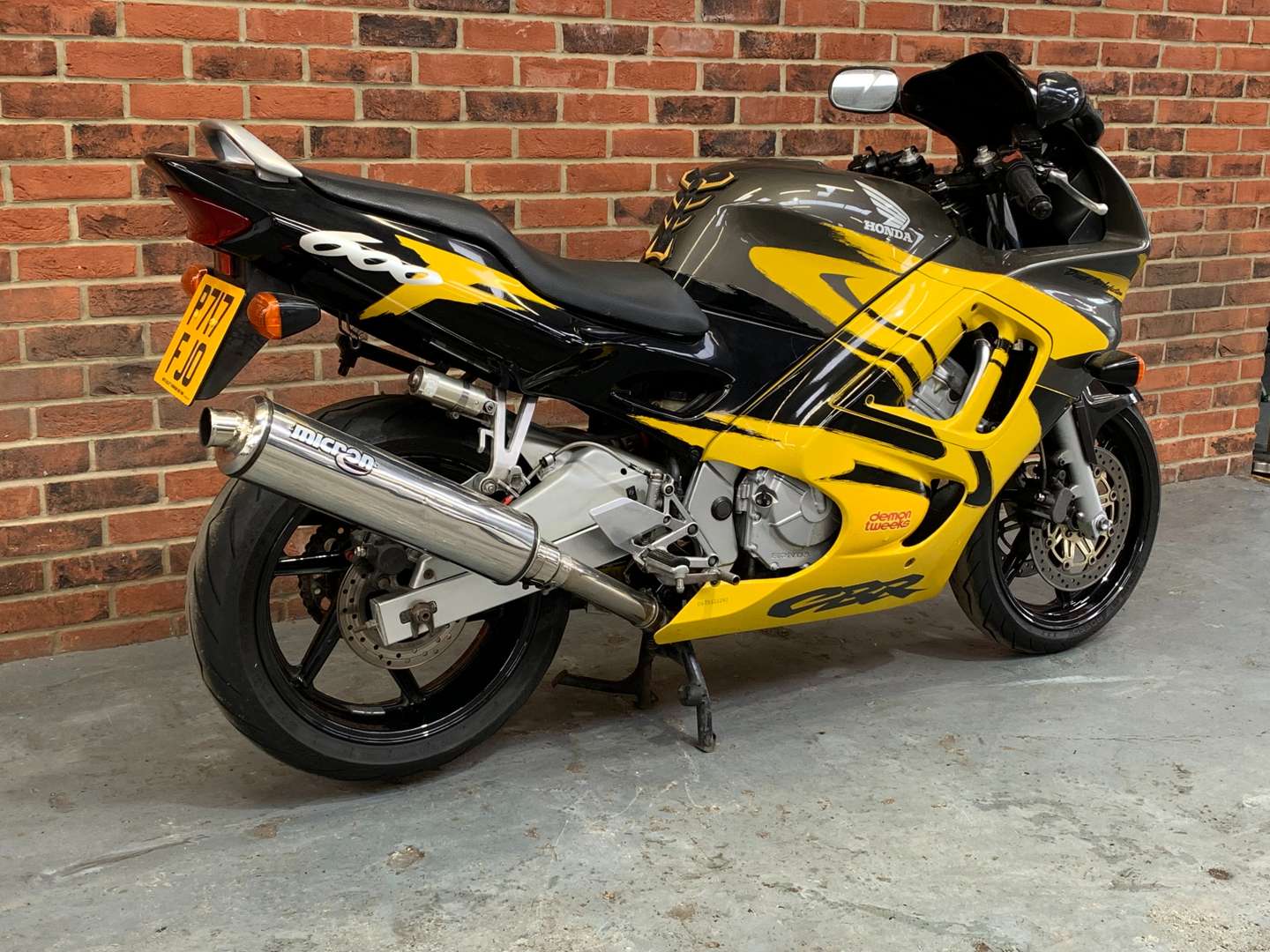 <p>1997 HONDA CBR 600 F</p>