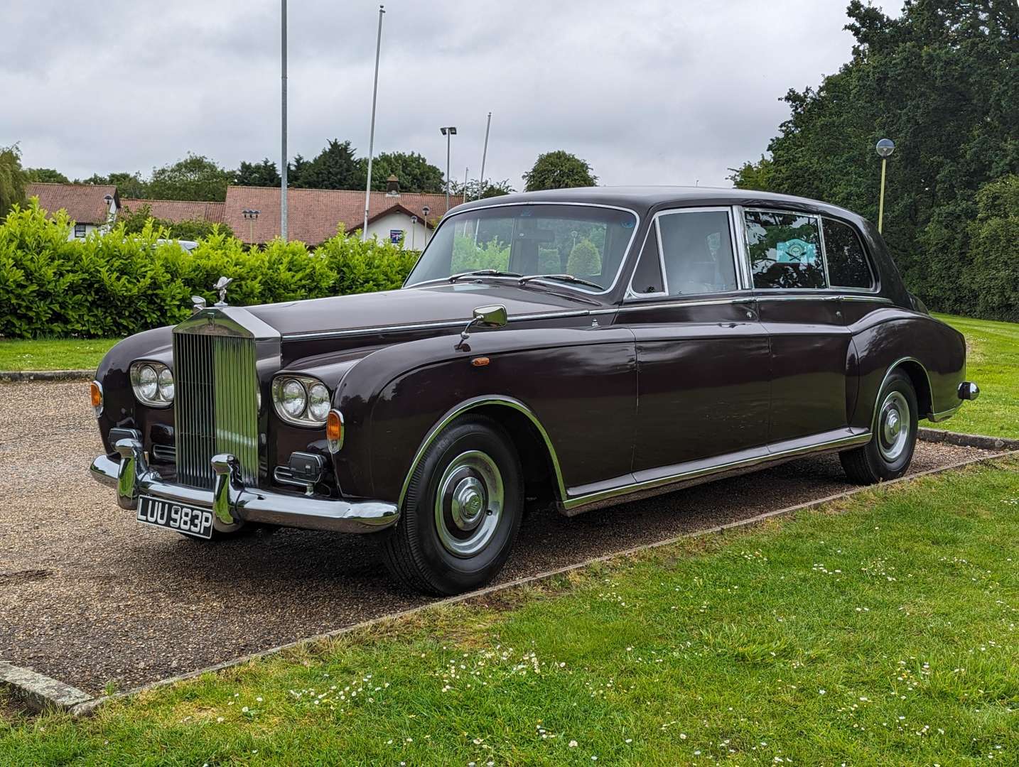 <p>1976 ROLLS ROYCE PHANTOM VI</p>