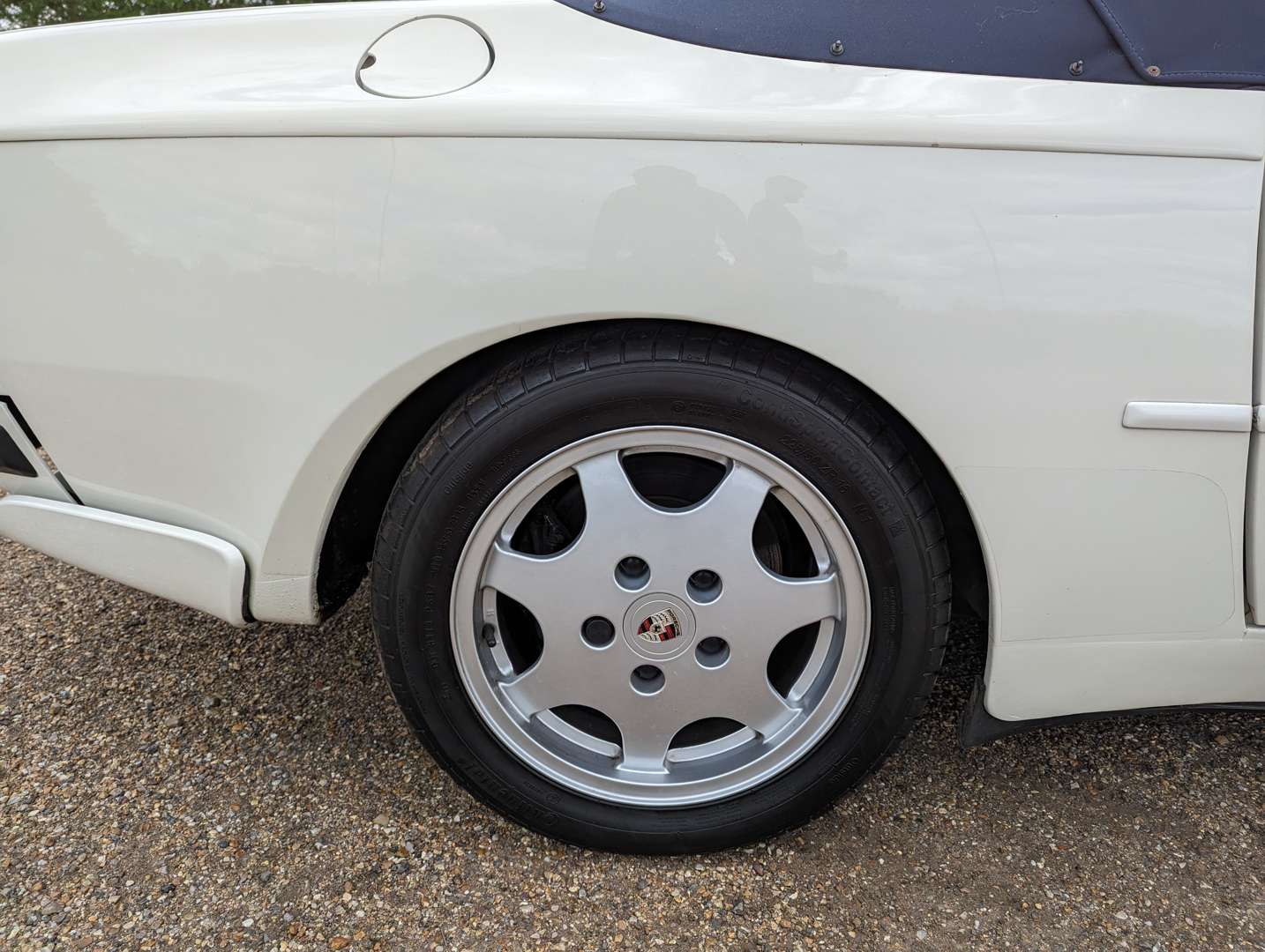 <p>1990 PORSCHE 944 S2 CABRIOLET&nbsp;</p>