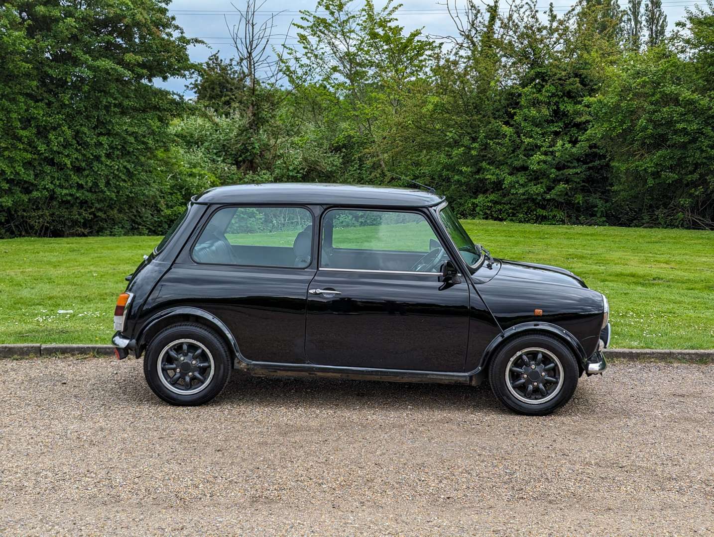 <p>1998 ROVER MINI PAUL SMITH</p>