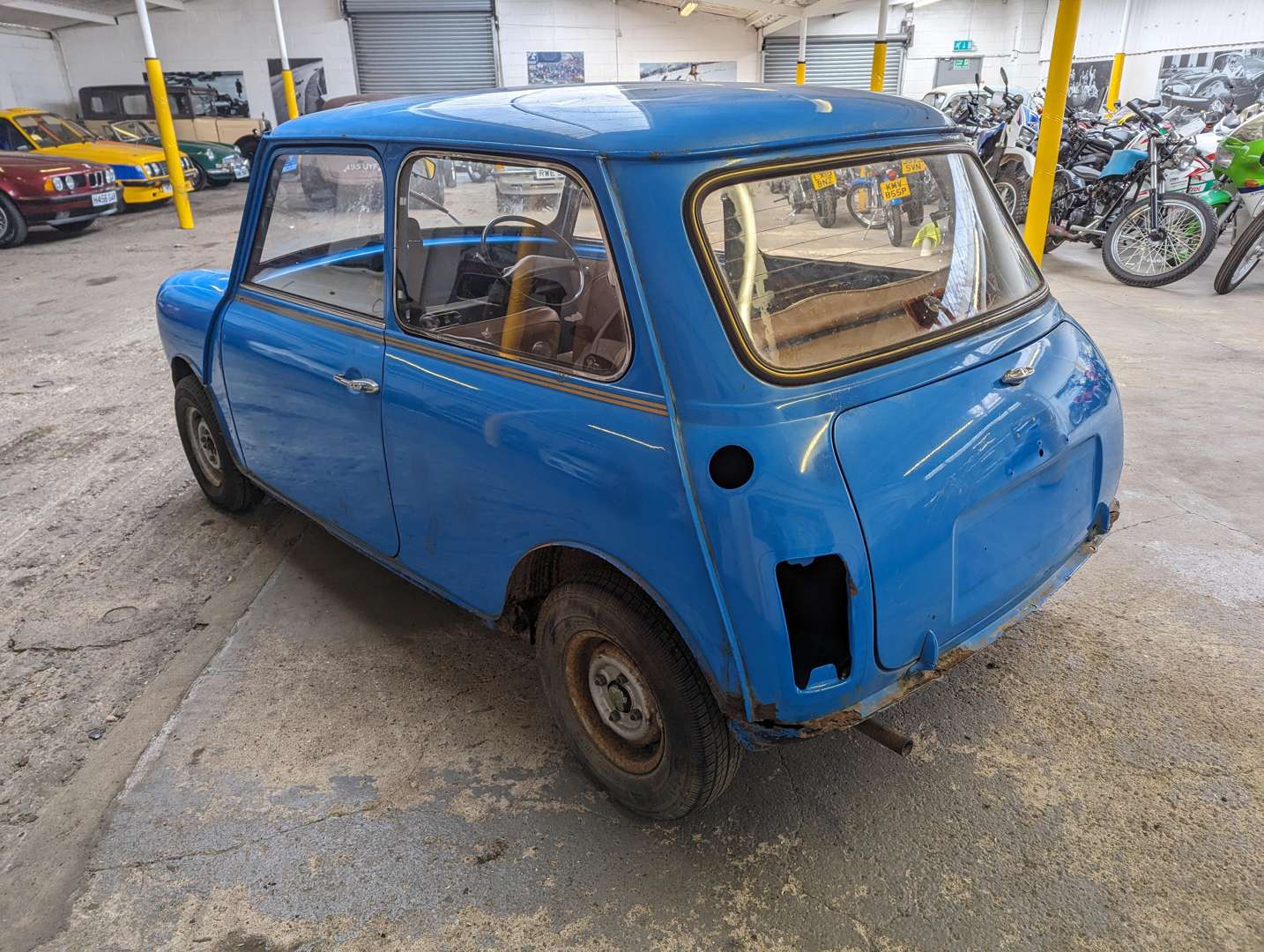 <p>1979 AUSTIN MORRIS MINI 1000</p>