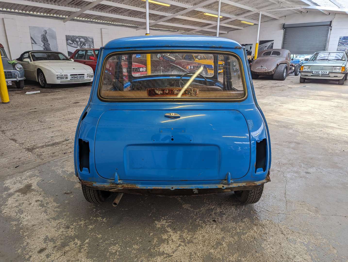 <p>1979 AUSTIN MORRIS MINI 1000</p>