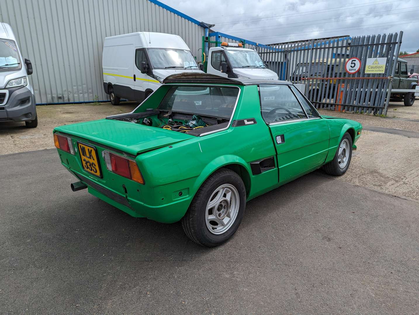 <p>1977 FIAT X1/9</p>