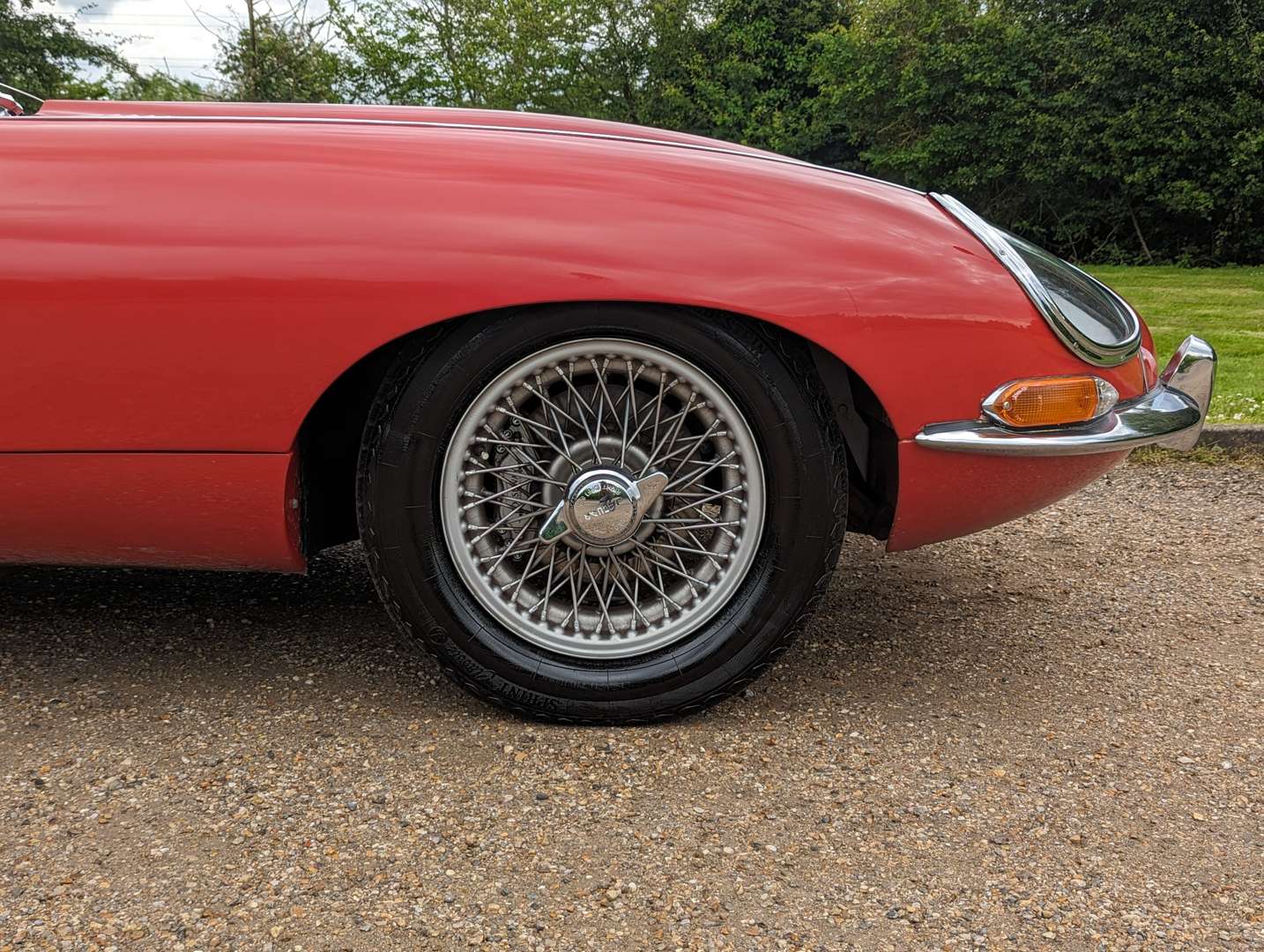 <p>1962 JAGUAR E-TYPE 3.8 COUPE SI</p>