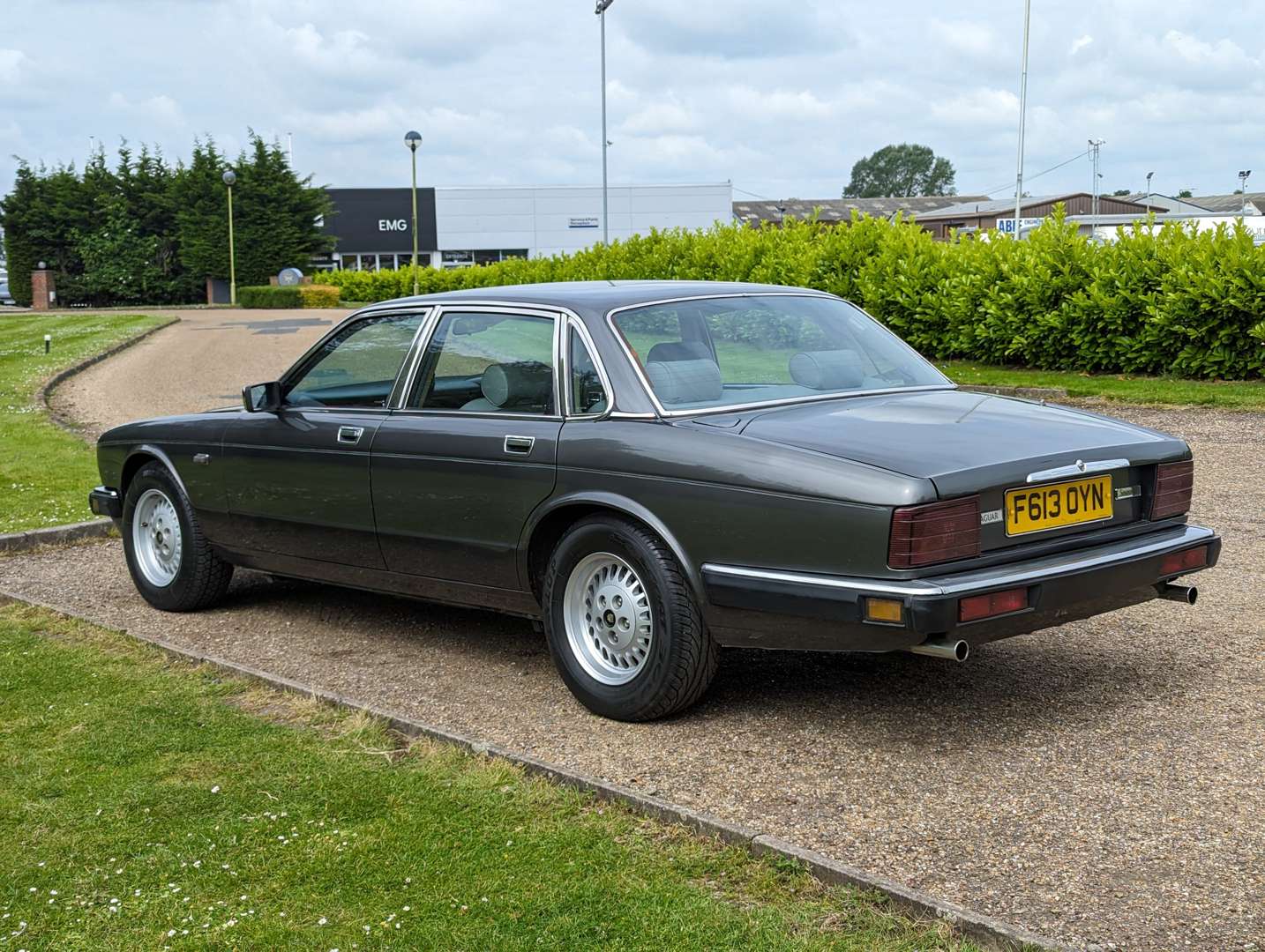 <p>1988 JAGUAR SOVEREIGN 3.6 AUTO&nbsp;</p>