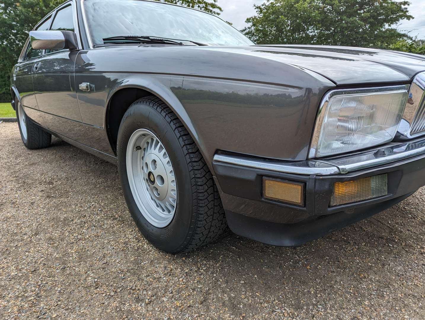 <p>1988 JAGUAR SOVEREIGN 3.6 AUTO&nbsp;</p>