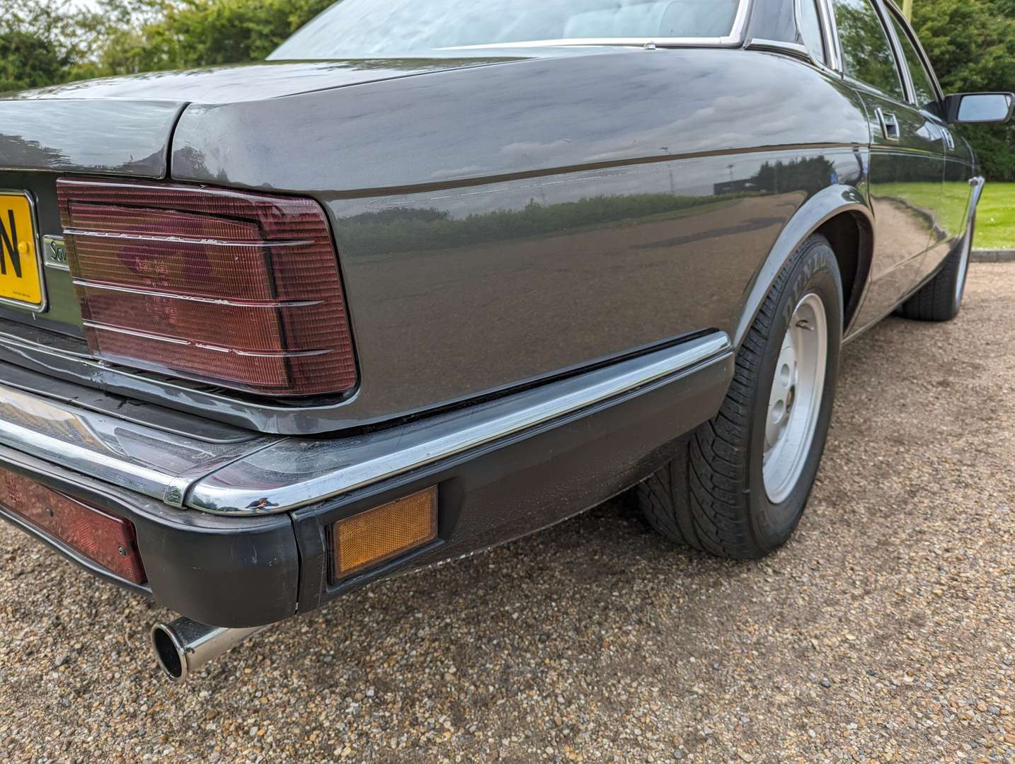 <p>1988 JAGUAR SOVEREIGN 3.6 AUTO&nbsp;</p>