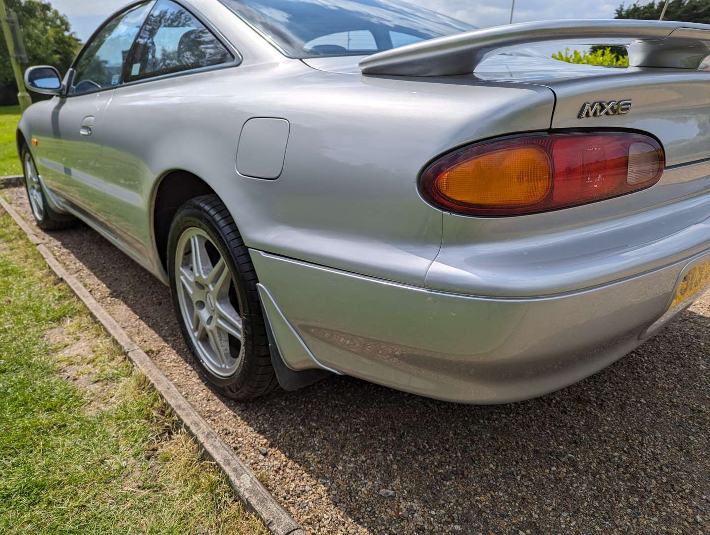 <p>1997 MAZDA MX-6 V6 ABS</p>