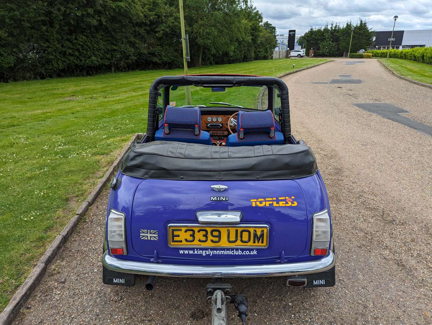 <p>1988 AUSTIN MINI TOPLESS&nbsp;</p>