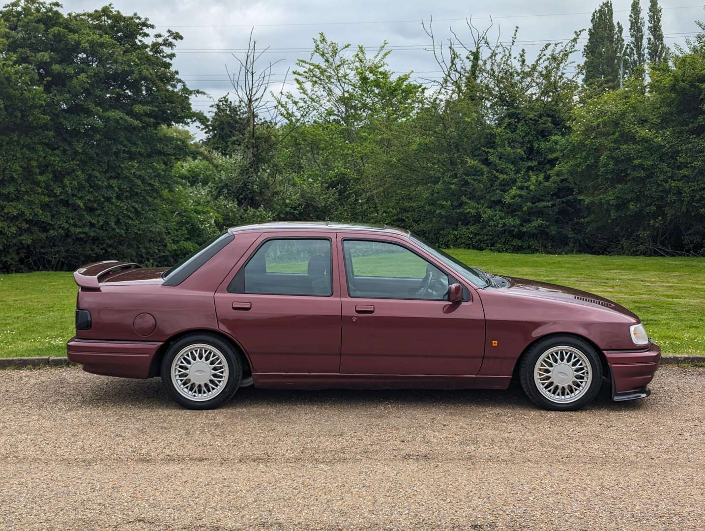 <p>1993 FORD SIERRA SAPPHIRE COSWORTH</p>