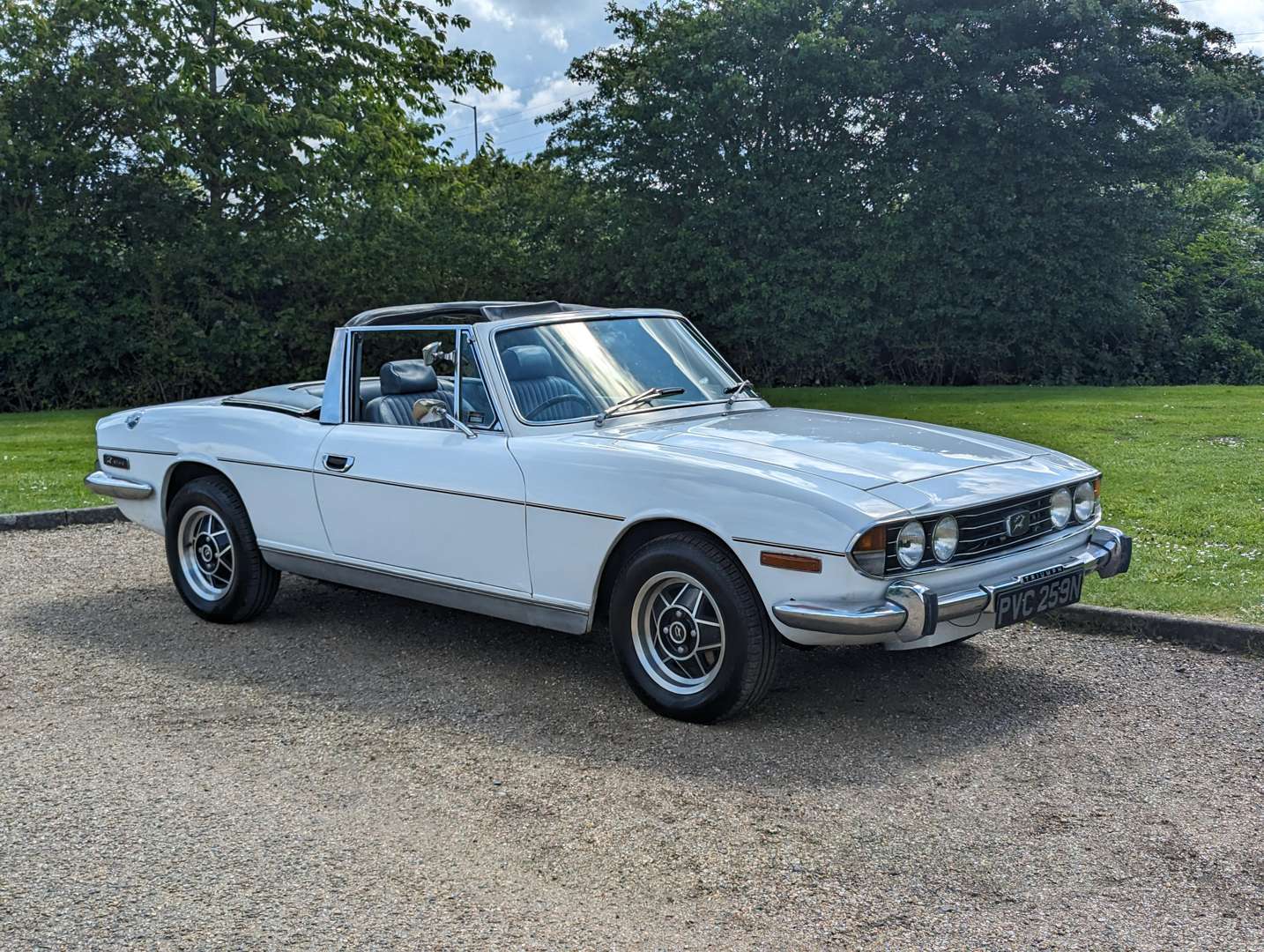 <p>1974 TRIUMPH STAG&nbsp;</p>