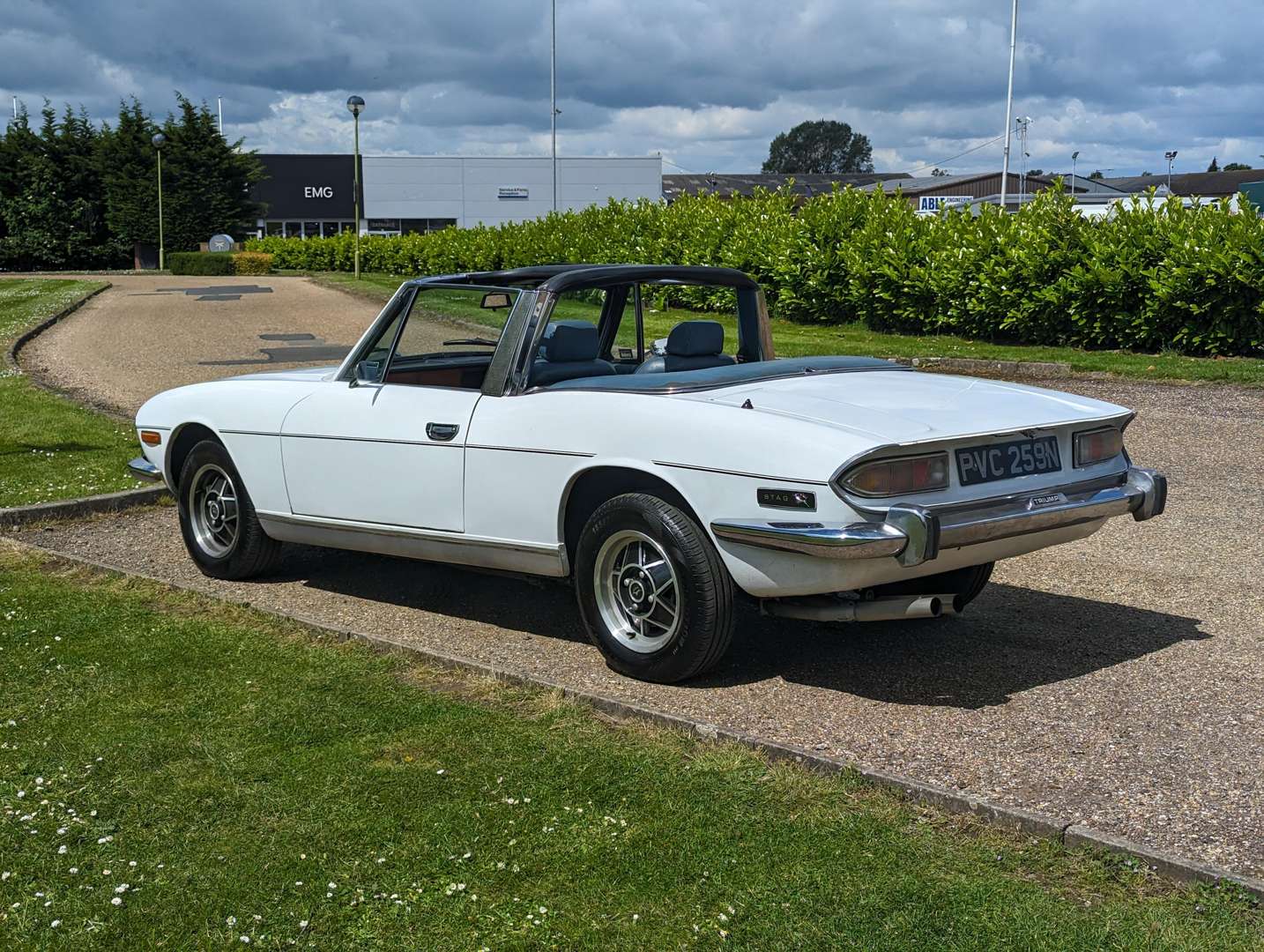 <p>1974 TRIUMPH STAG&nbsp;</p>