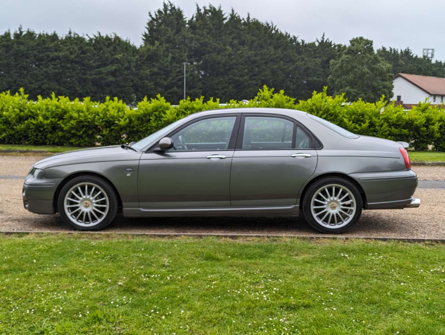 <p>2004 MG ZT+ CDTI AUTO</p>