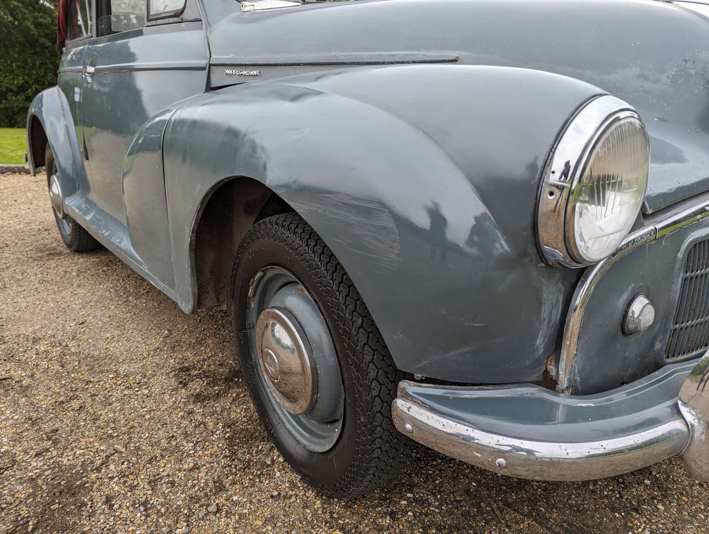 <p>1954 MORRIS MINOR CONVERTIBLE&nbsp;</p>