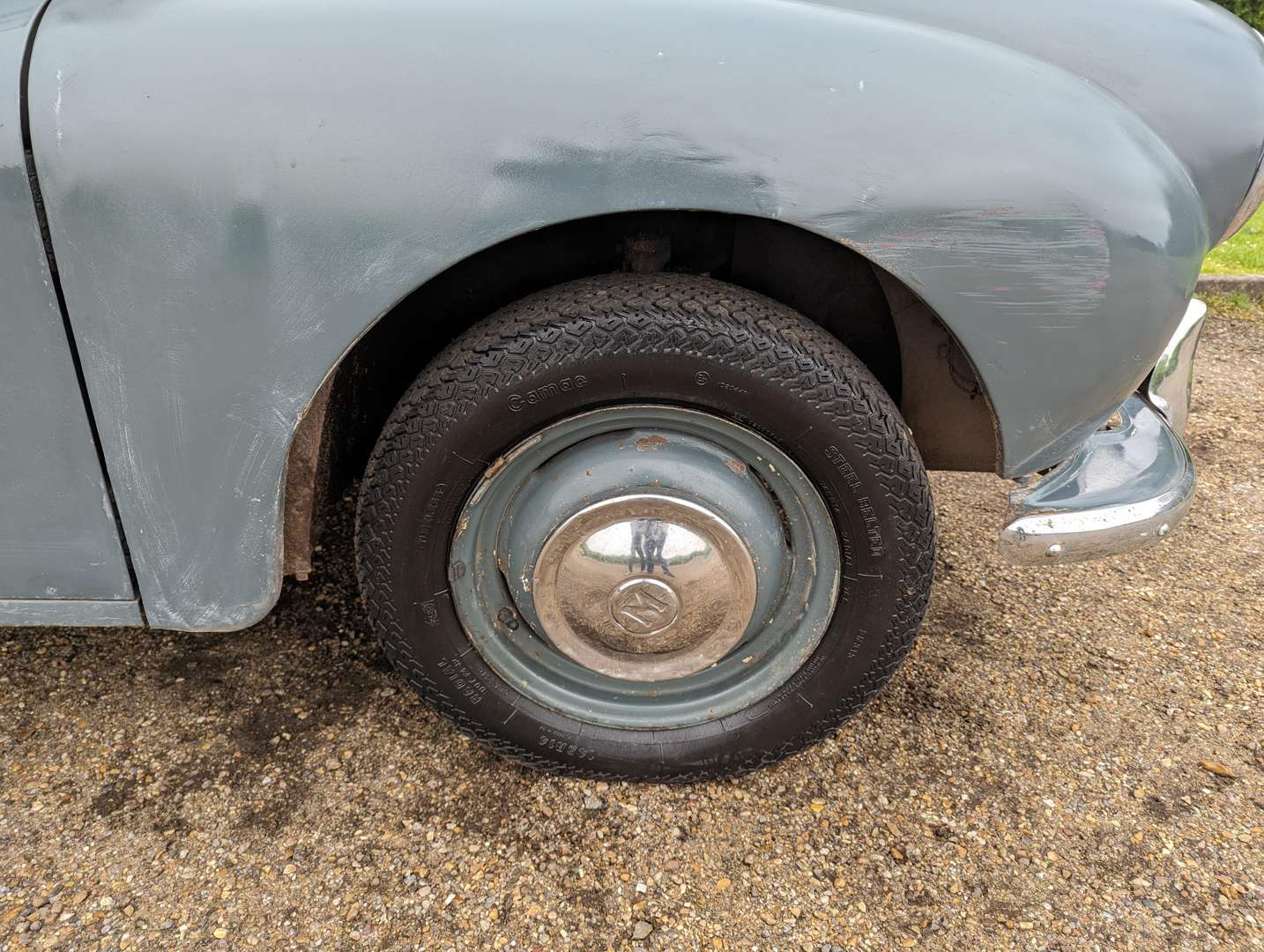 <p>1954 MORRIS MINOR CONVERTIBLE&nbsp;</p>