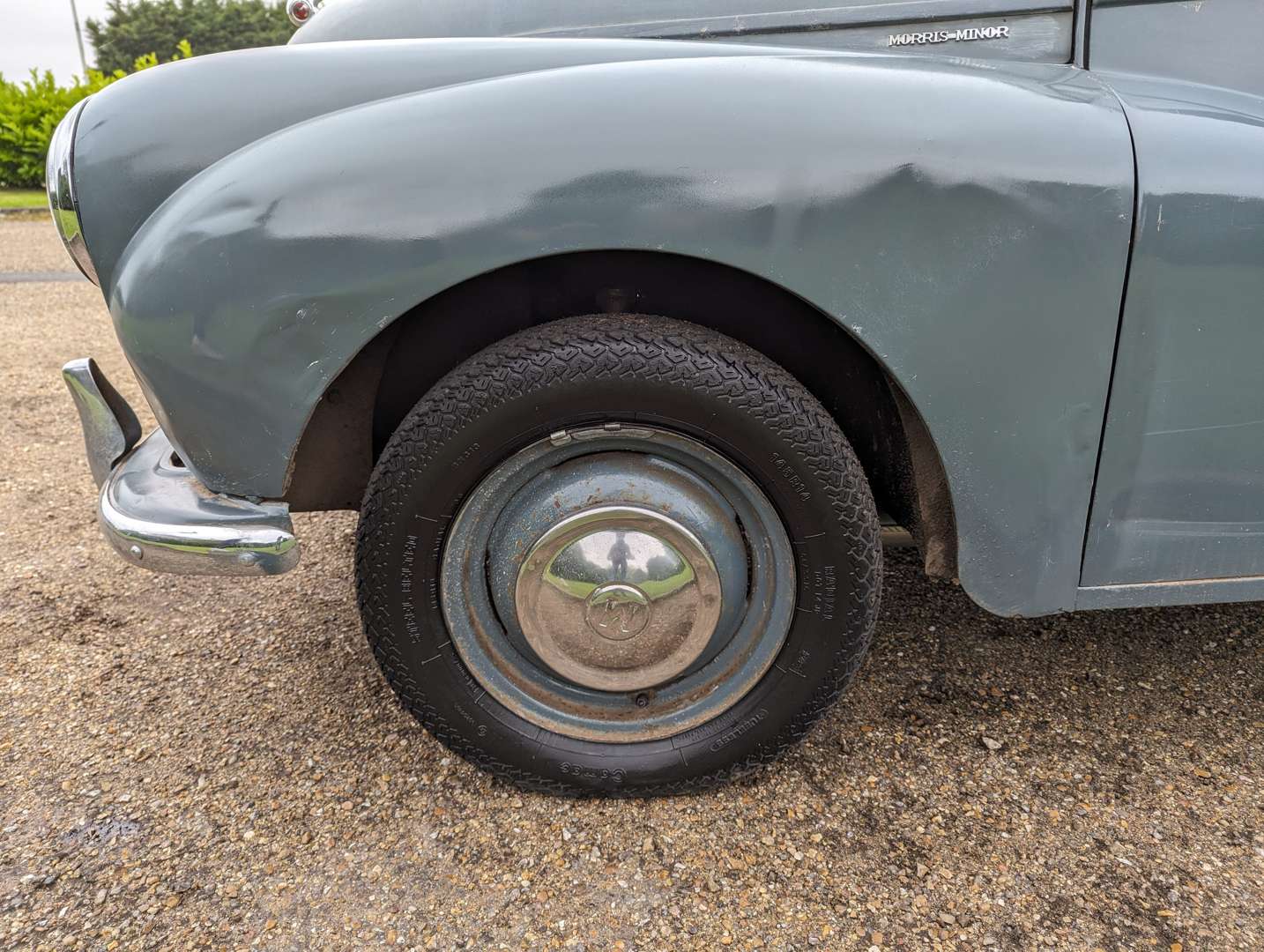 <p>1954 MORRIS MINOR CONVERTIBLE&nbsp;</p>