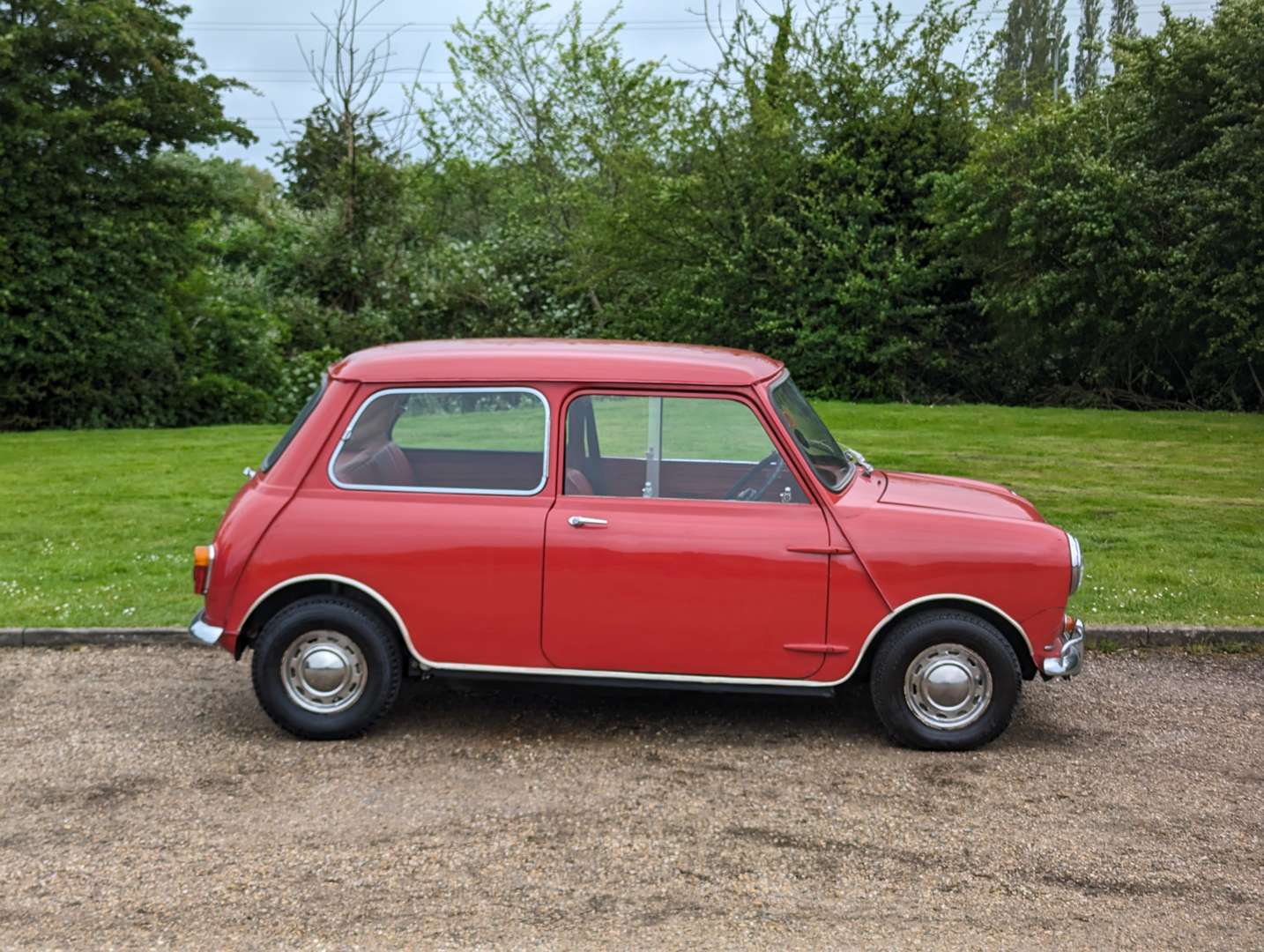 <p>1963 AUSTIN MINI MKI&nbsp;</p>