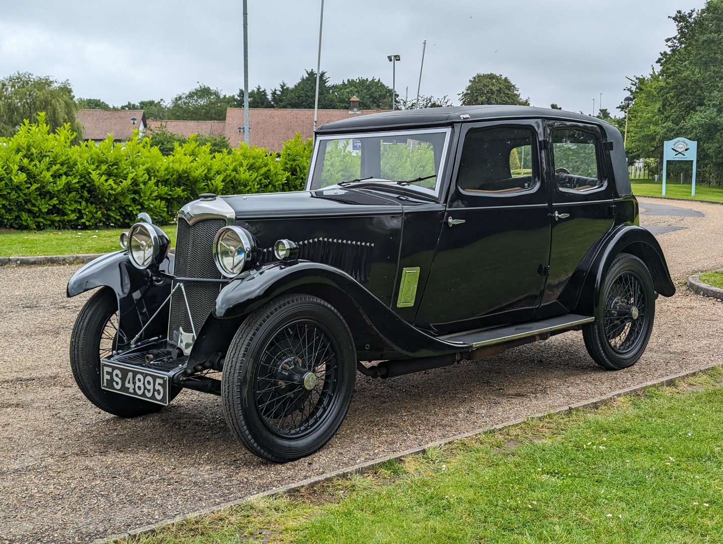 <p>1933 RILEY MONACO</p>