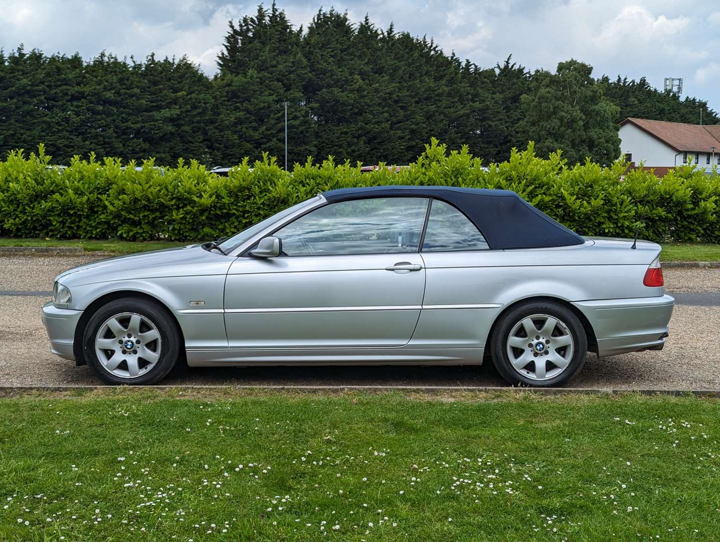 <p>2003 BMW 318 CI CONVERTIBLE ONE OWNER&nbsp;</p>