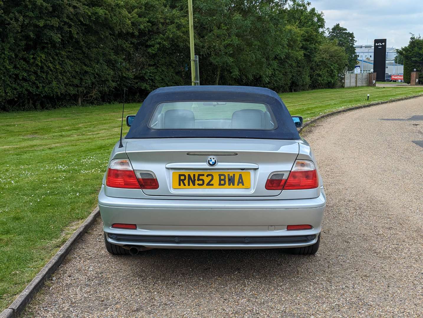 <p>2003 BMW 318 CI CONVERTIBLE ONE OWNER&nbsp;</p>