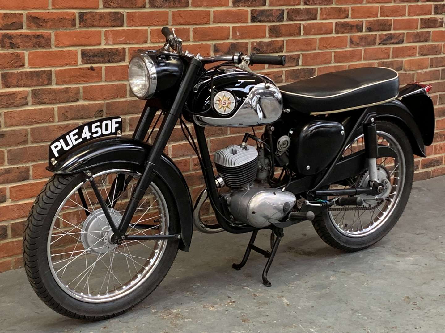 <p>1968 BSA BANTAM TYPE D14/4</p>