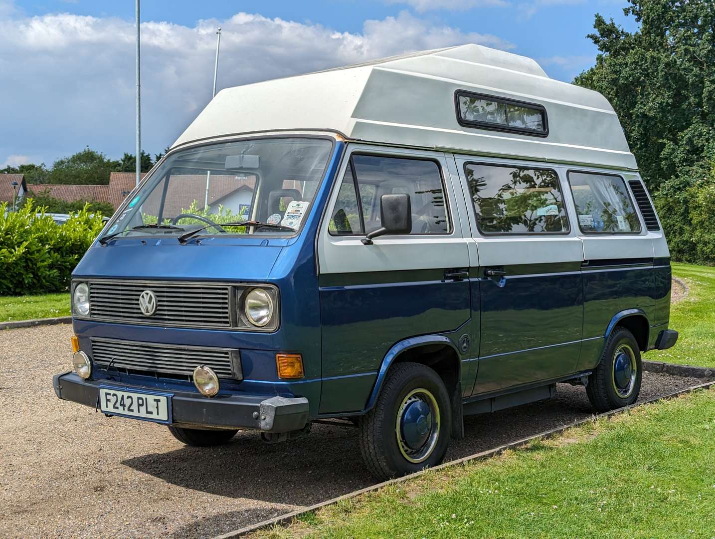 <p>1989 VW T25 TRANSPORTER TD5&nbsp;</p>