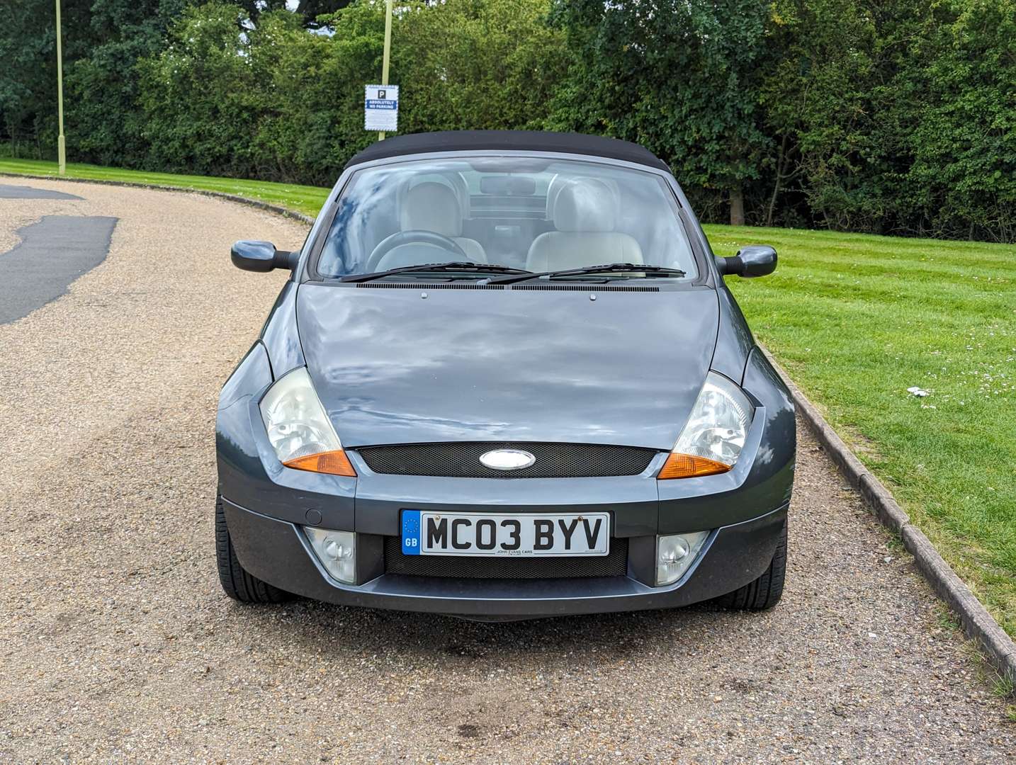 <p>2003 FORD STREETKA LUXURY</p>