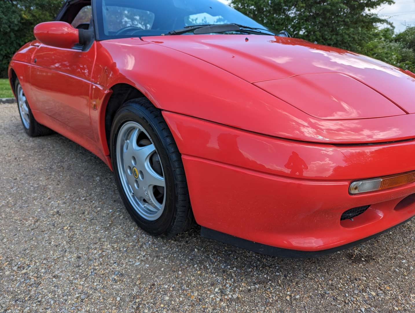 <p>1991 LOTUS ELAN SE TURBO</p>