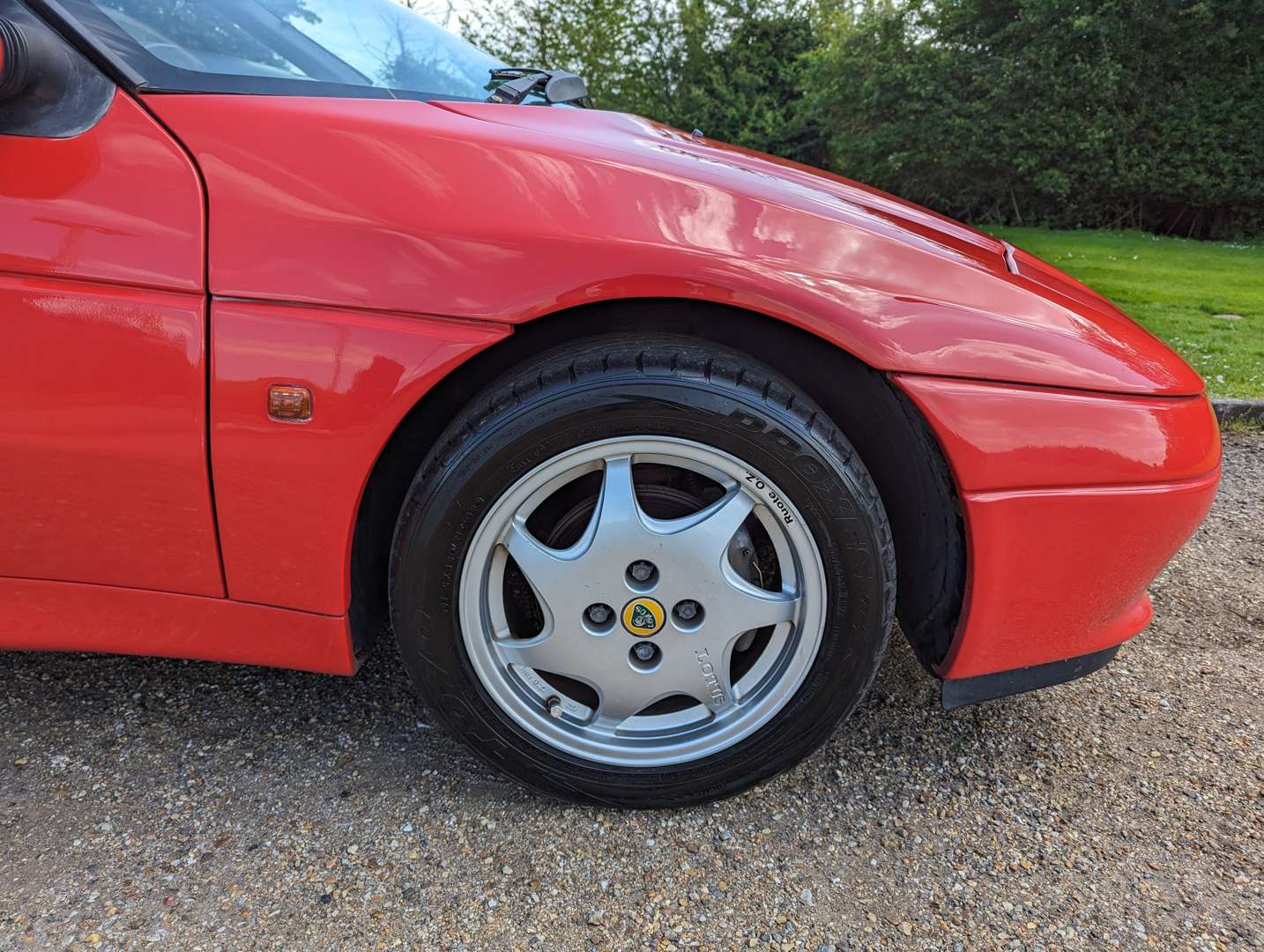 <p>1991 LOTUS ELAN SE TURBO</p>