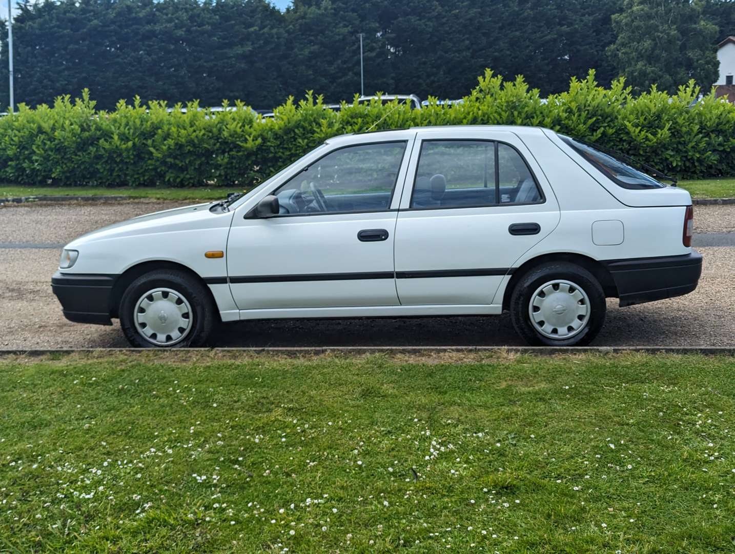 <p>1993 NISSAN SUNNY 1.6 LX</p>