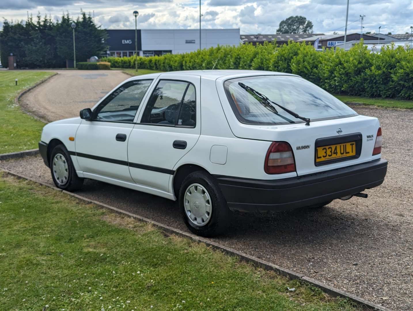 <p>1993 NISSAN SUNNY 1.6 LX</p>