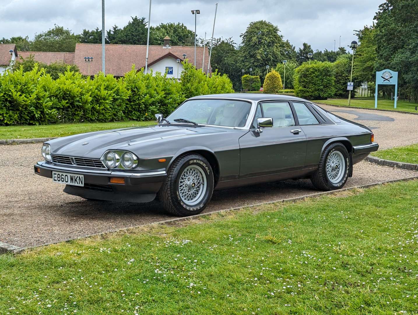 <p>1988 JAGUAR XJ-S 3.6 AUTO</p>