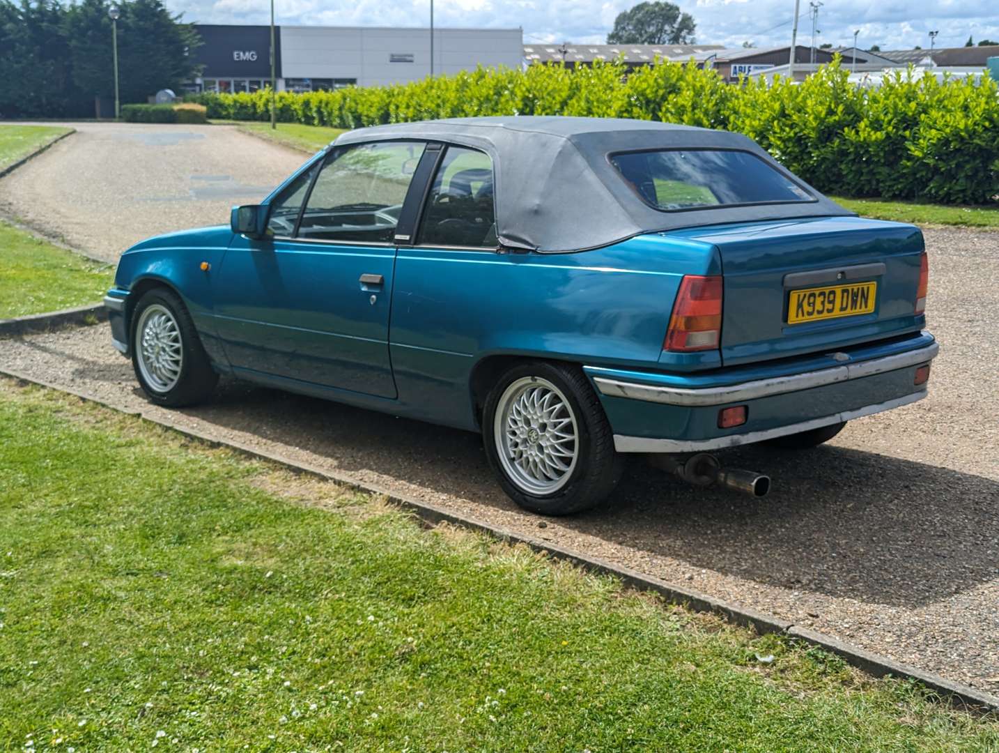 <p>1993 VAUXHALL ASTRA 2.0 EXCLUSIVE CONVERTIBLE</p>