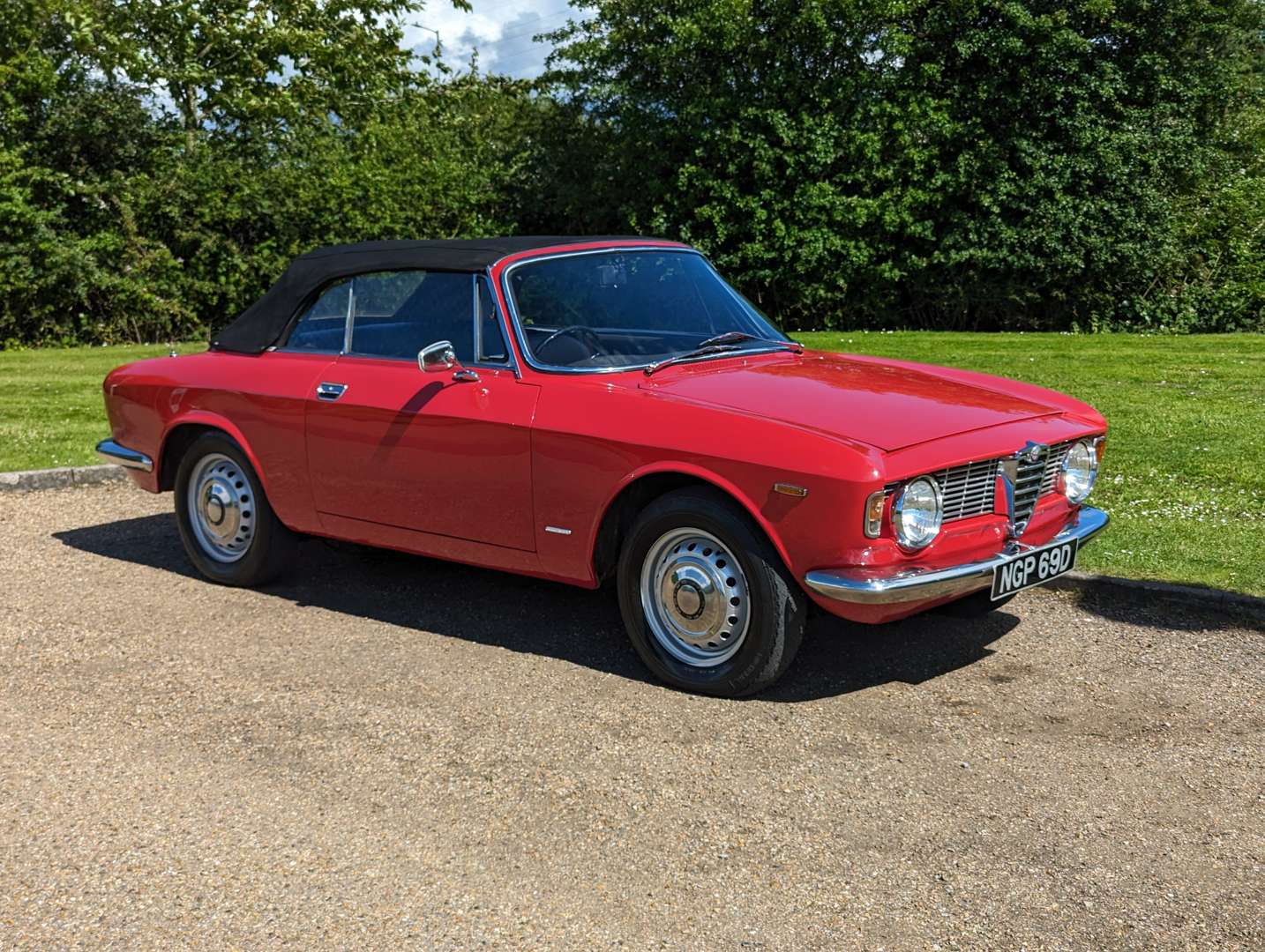 <p>1966 ALFA ROMEO GIULIA GTC&nbsp;</p>