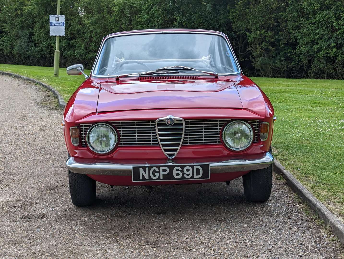 <p>1966 ALFA ROMEO GIULIA GTC&nbsp;</p>