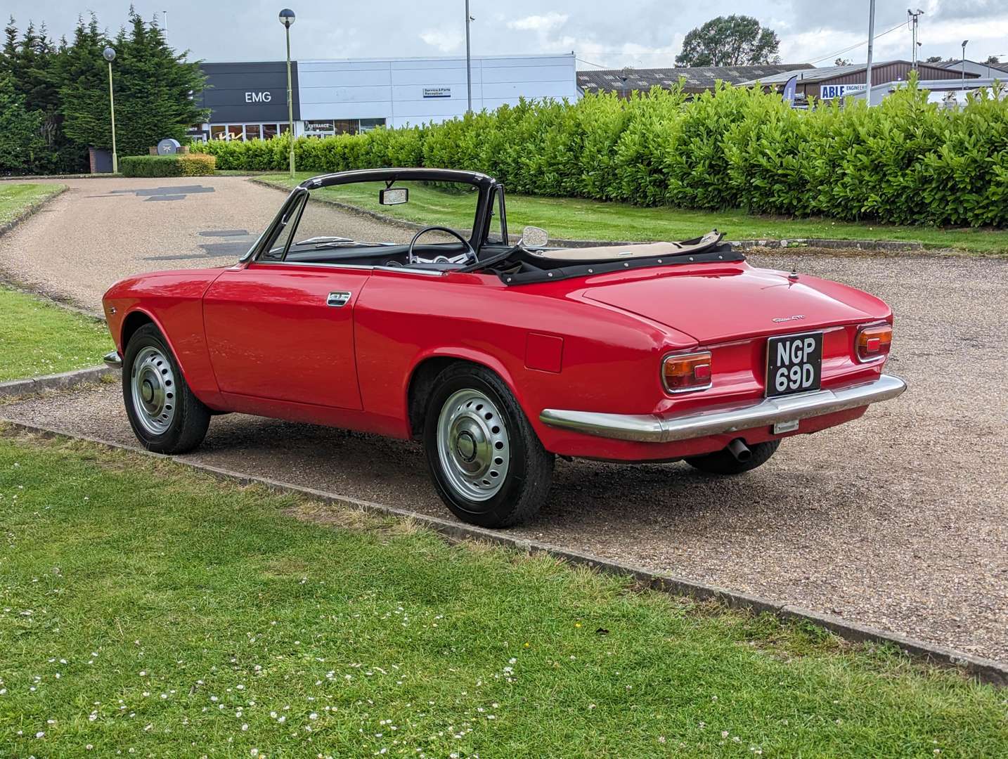 <p>1966 ALFA ROMEO GIULIA GTC&nbsp;</p>