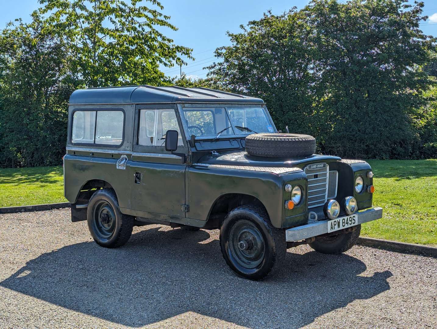 <p>1978 LAND ROVER 88" SII</p>