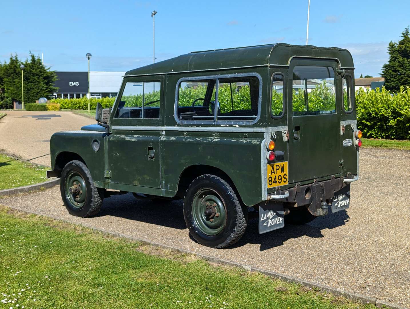 <p>1978 LAND ROVER 88" SII</p>