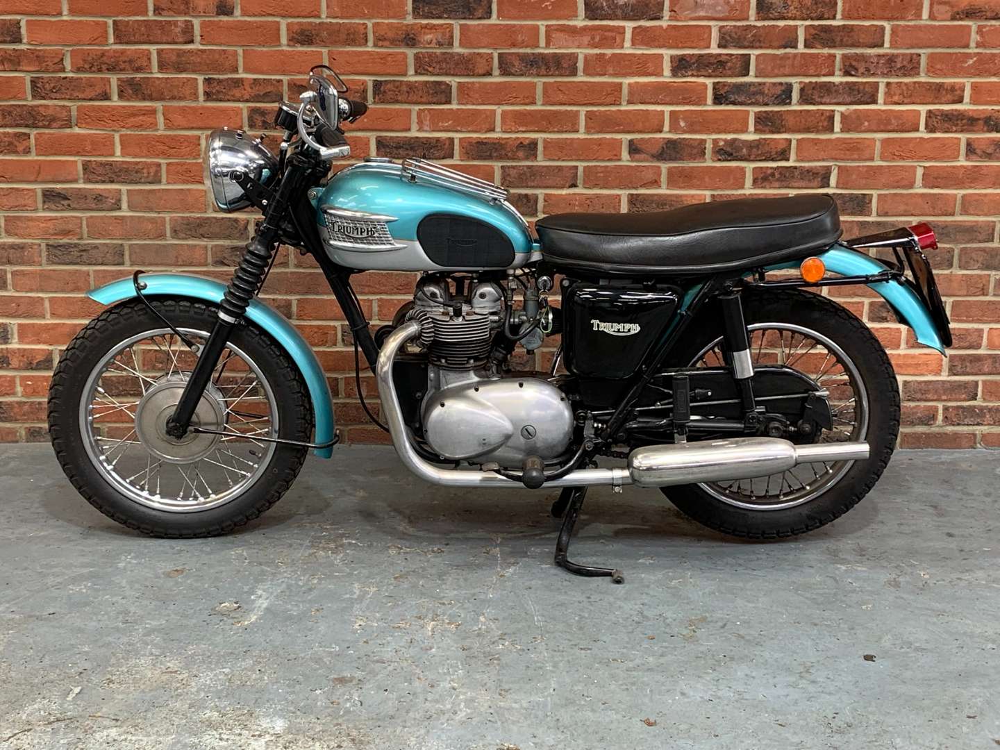 <p>1961 TRIUMPH 3TA 350CC</p>